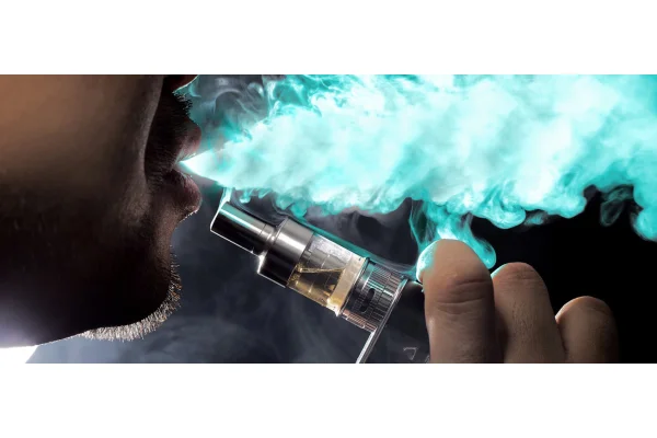 How to Make Colored Vapor with an Electronic Cigarette?